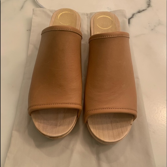 No.6 desert (tan leather) colour mid heel clogs. heel is 2.25”, platform 1” - Picture 2 of 6